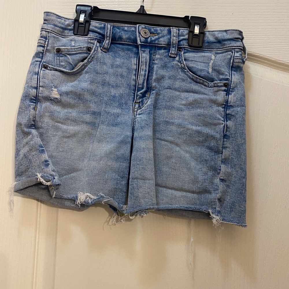 American Eagle - Ne(x)t Level Stretch Light Jean Shorts